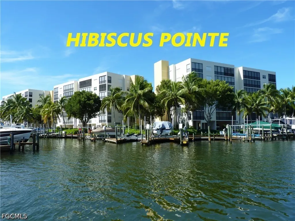 Dock 25 - 4481 Bay Beach Fort Myers Beach FL 33931