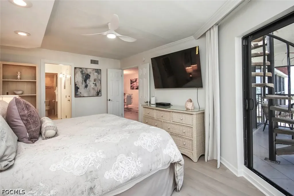 2445 W Gulf Drive Sanibel FL 33957