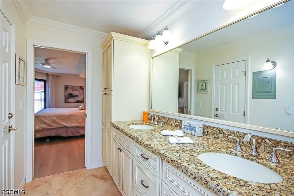 2445 W Gulf Drive Sanibel FL 33957