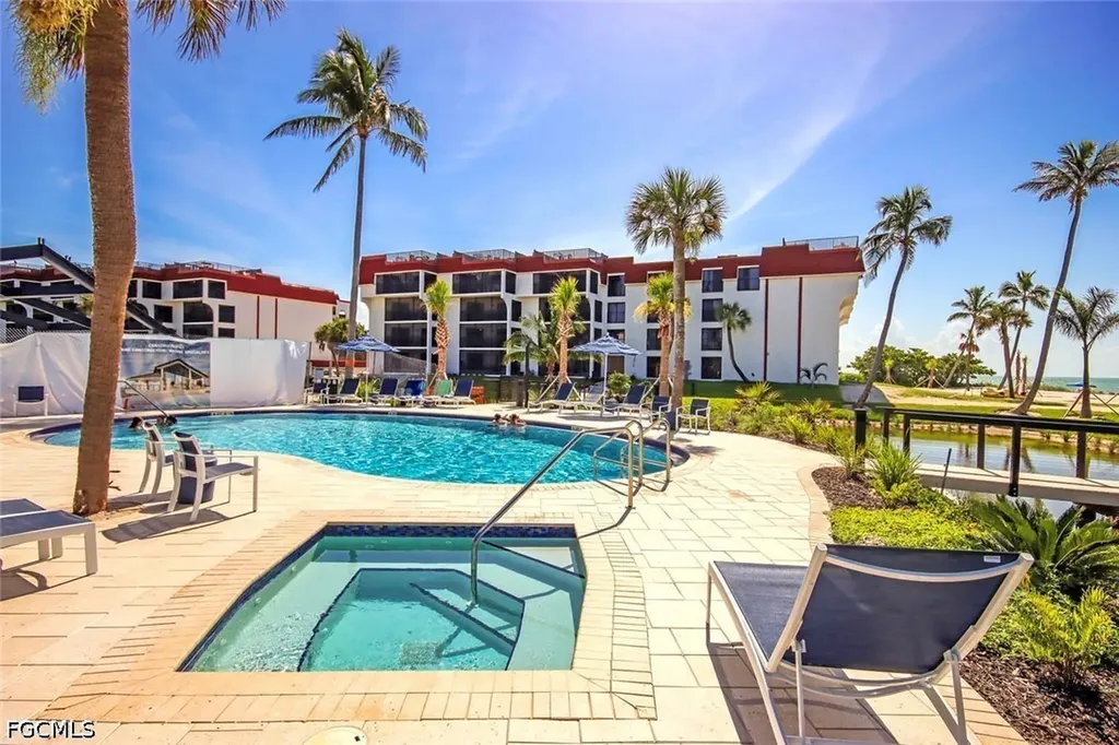 2445 W Gulf Drive Sanibel FL 33957
