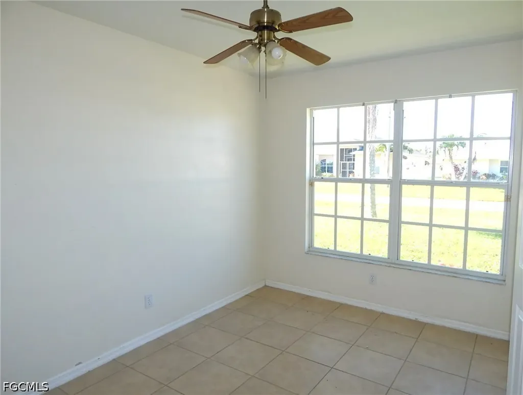 135 SE 29th Street Cape Coral FL 33904
