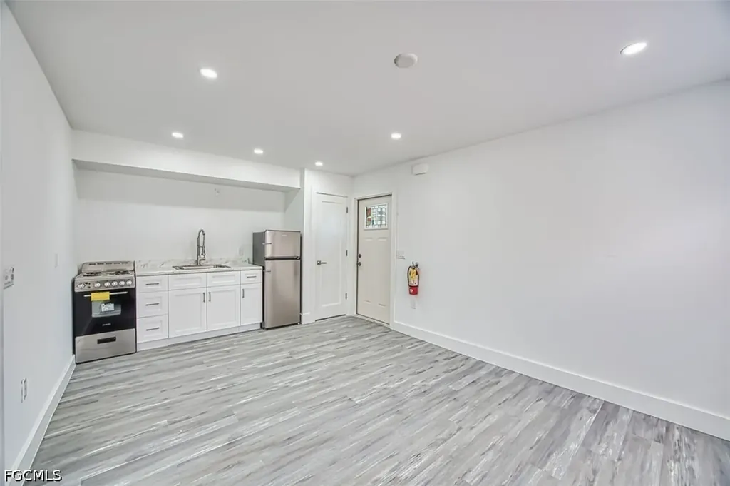 226 Fairweather Lane Fort Myers Beach FL 33931