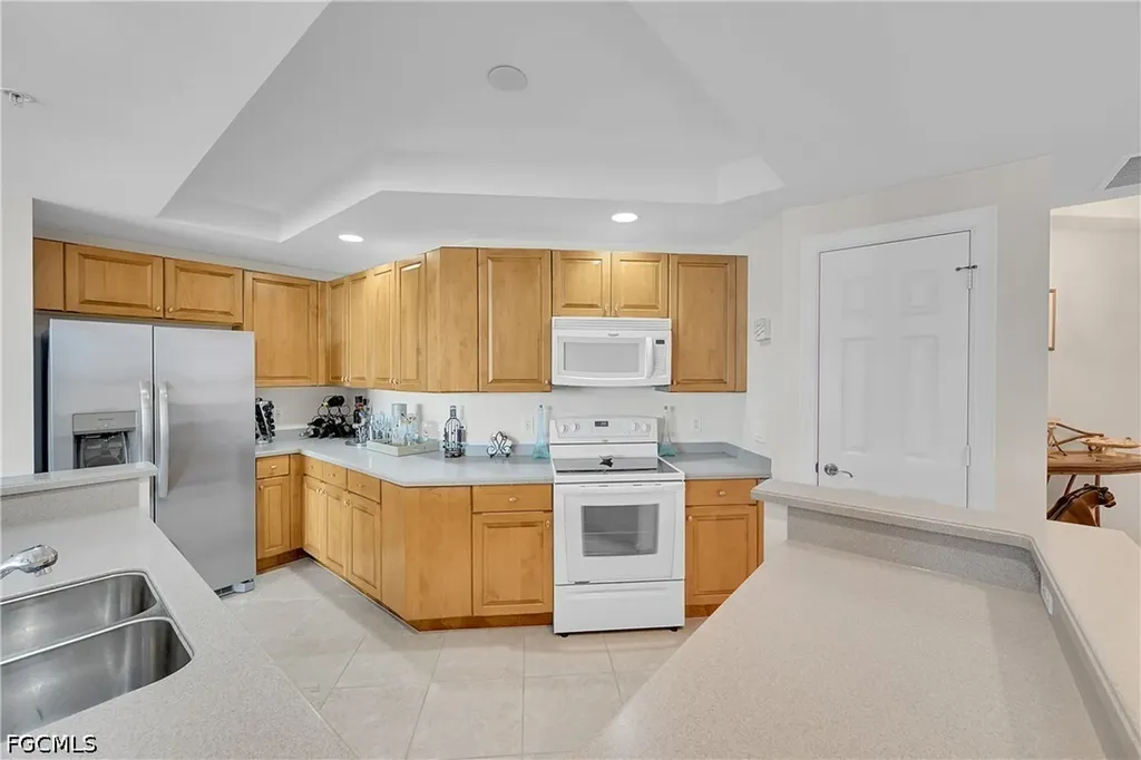 2743 1st Street Fort Myers FL 33916