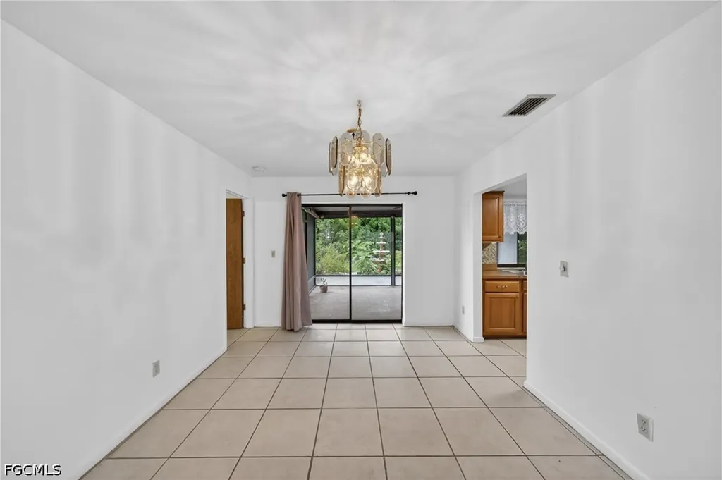 2233 SW 4th Street Cape Coral FL 33991