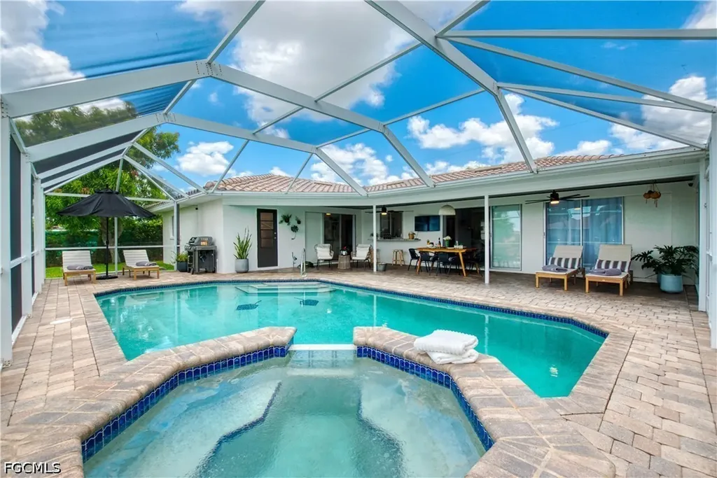154 SW 52nd Street Cape Coral FL 33914