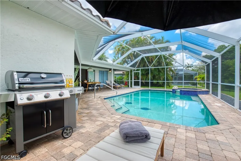 154 SW 52nd Street Cape Coral FL 33914
