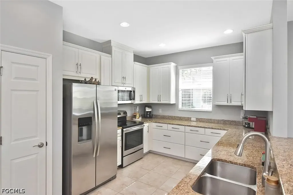 2606 Anguilla Drive Cape Coral FL 33991