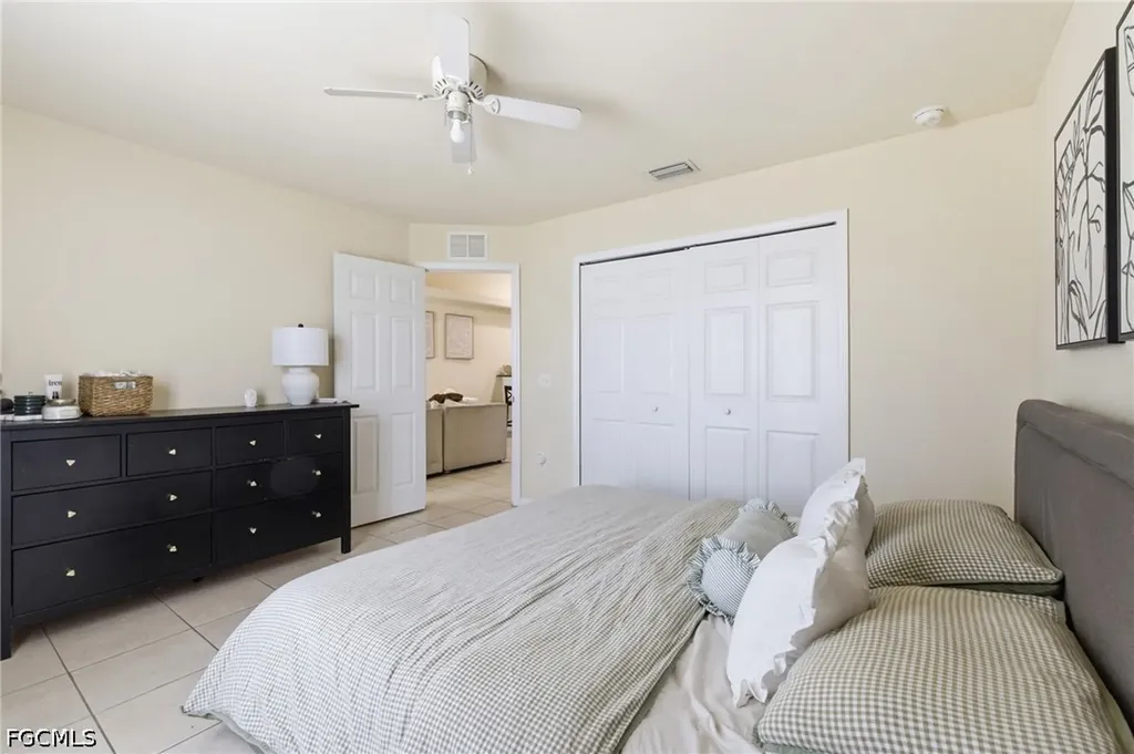 1018-1020 SE 24th Avenue Cape Coral FL 33990