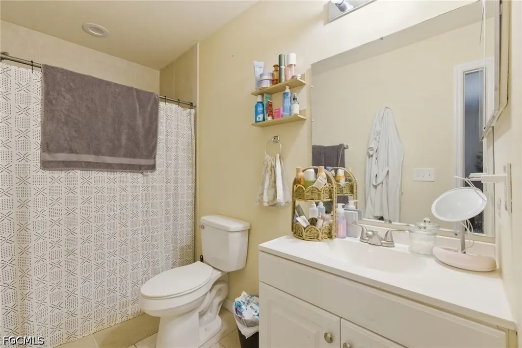 1018-1020 SE 24th Avenue Cape Coral FL 33990