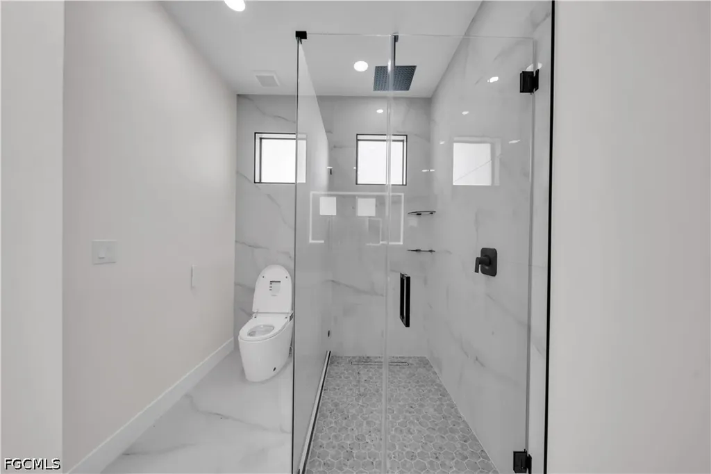 807 Nicholas Parkway W Cape Coral FL 33991