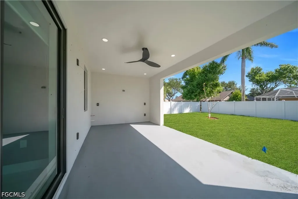 807 Nicholas Parkway W Cape Coral FL 33991