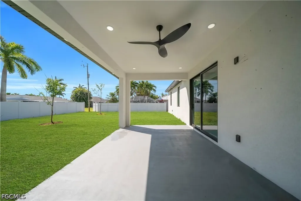 807 Nicholas Parkway W Cape Coral FL 33991