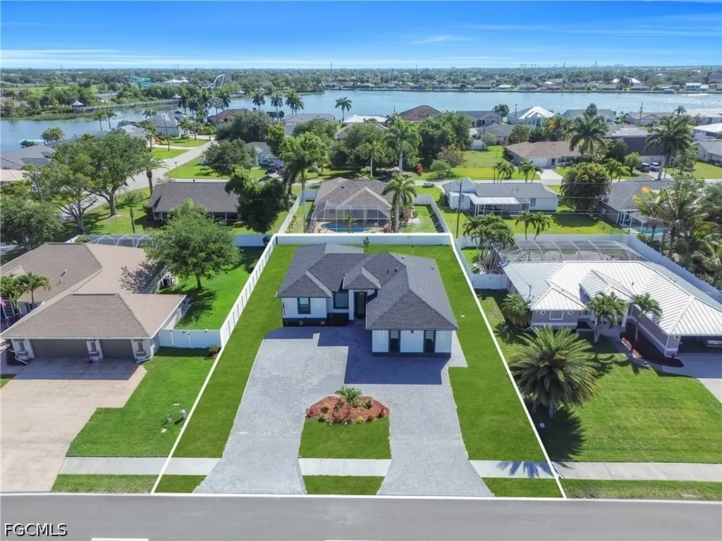 807 Nicholas Parkway W Cape Coral FL 33991