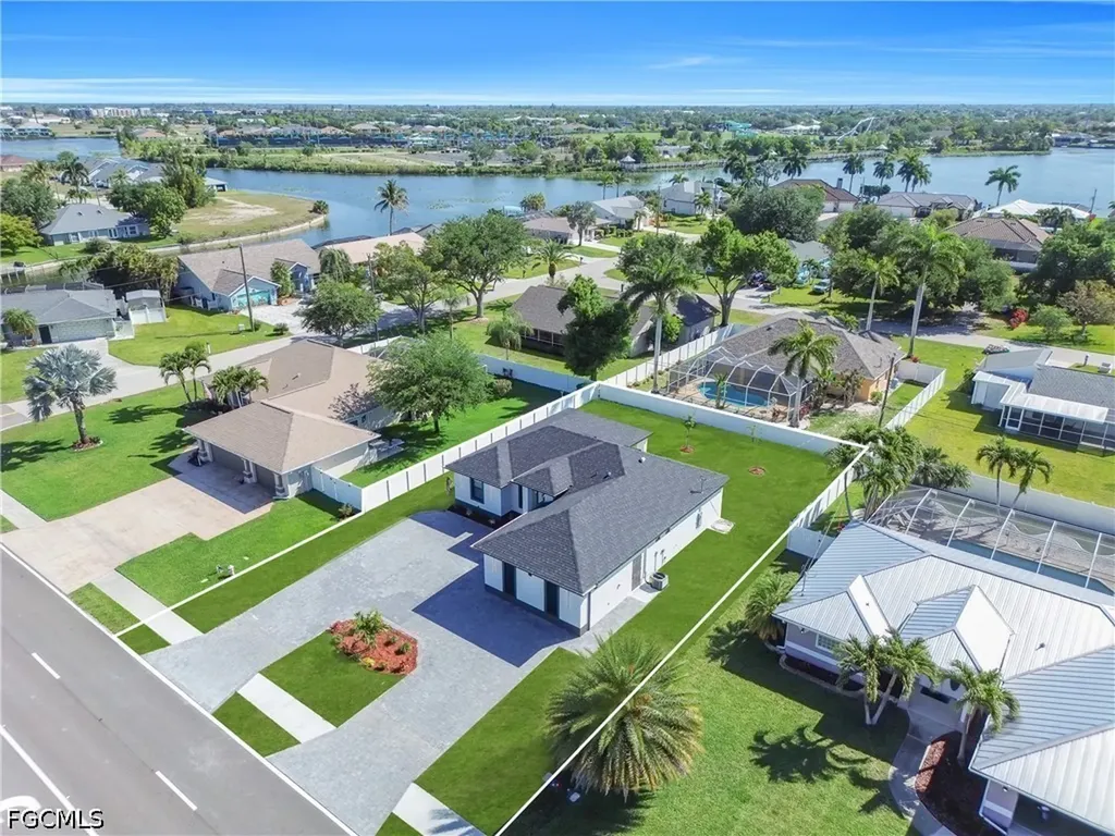 807 Nicholas Parkway W Cape Coral FL 33991