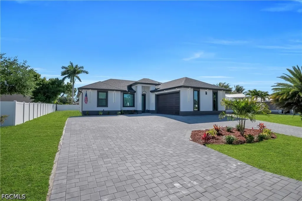 807 Nicholas Parkway W Cape Coral FL 33991