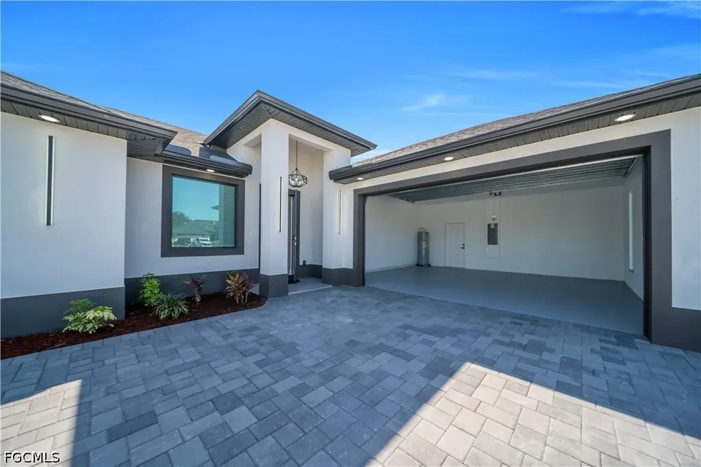 807 Nicholas Parkway W Cape Coral FL 33991