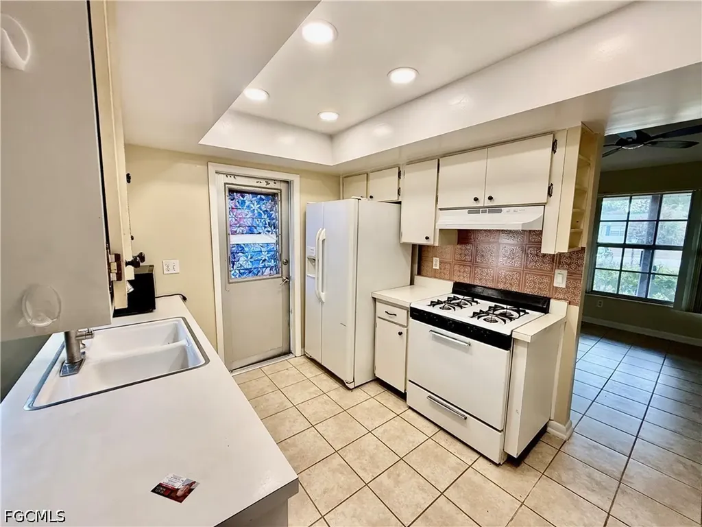 9 Palm Boulevard Lehigh Acres FL 33936