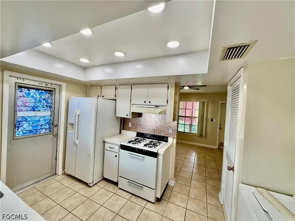 9 Palm Boulevard Lehigh Acres FL 33936