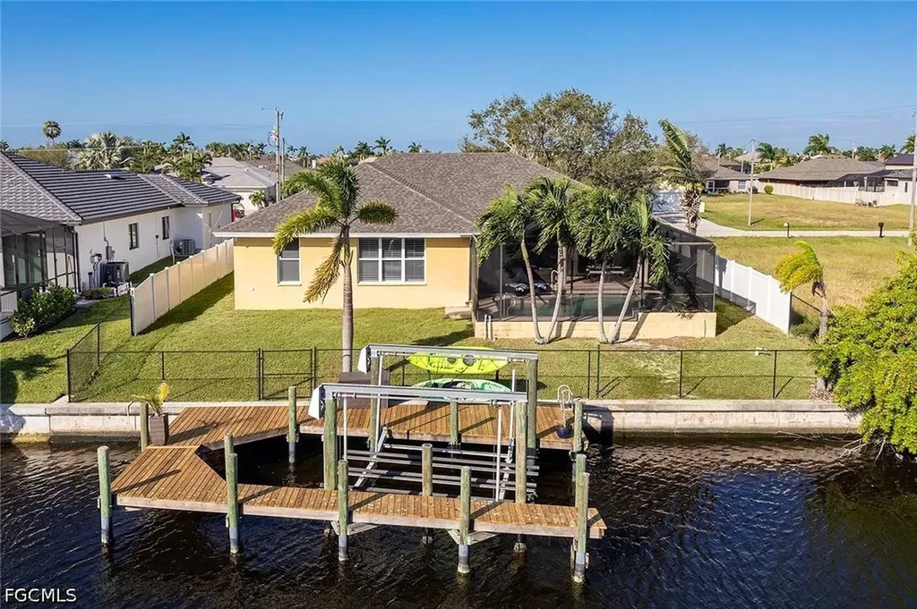 3417 SW 25th Court Cape Coral FL 33914