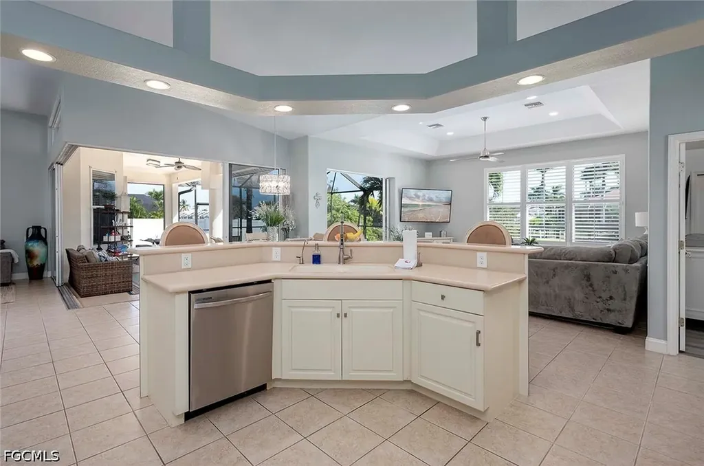3417 SW 25th Court Cape Coral FL 33914