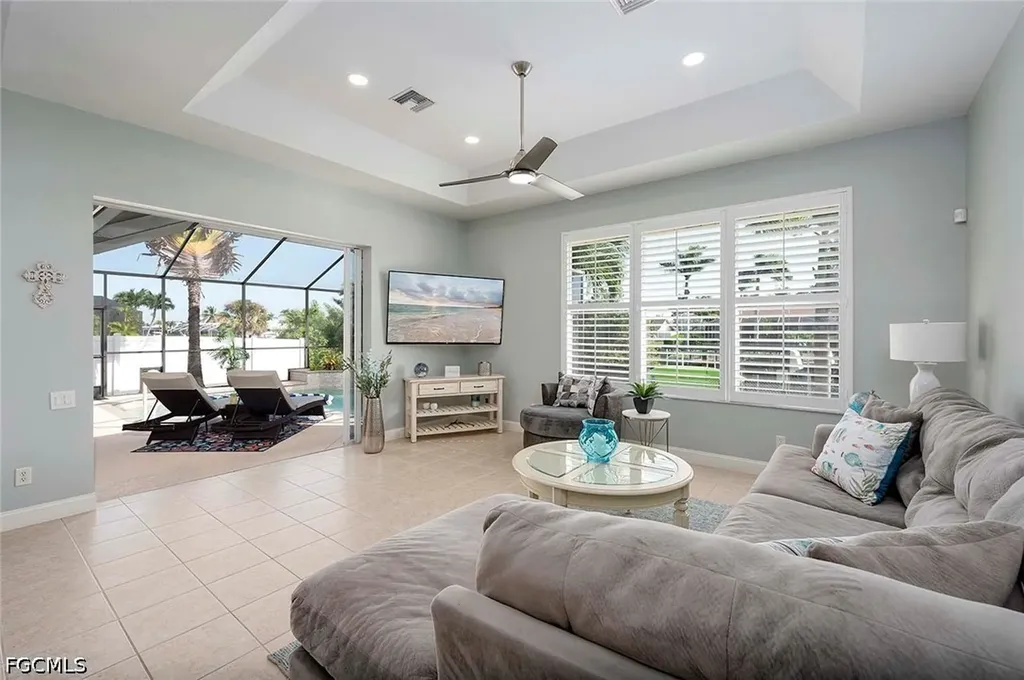 3417 SW 25th Court Cape Coral FL 33914