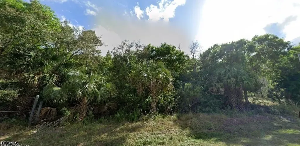 2790 60th Avenue NE Naples FL 34120