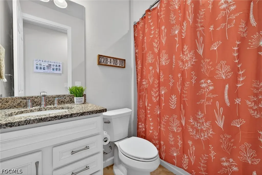 3721 E Hampton Circle Alva FL 33920