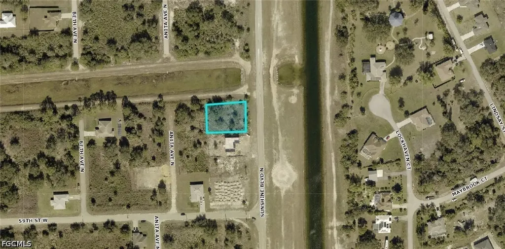 5907 Sunshine Boulevard N Lehigh Acres FL 33971
