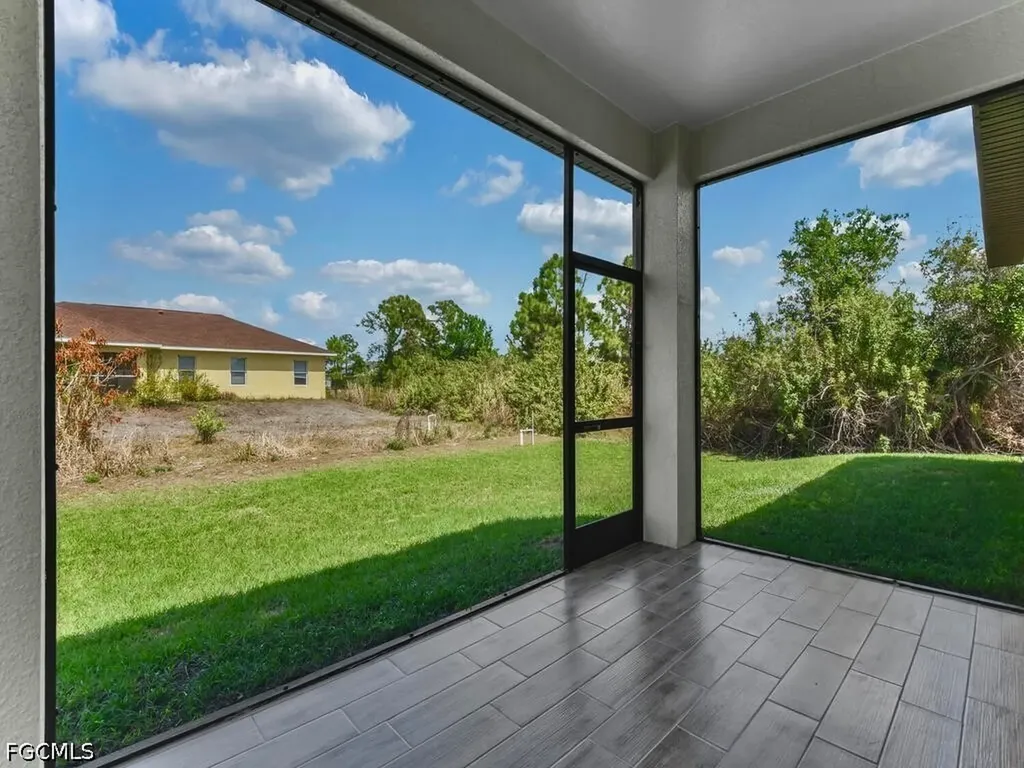 3810 17th Street SW Lehigh Acres FL 33976