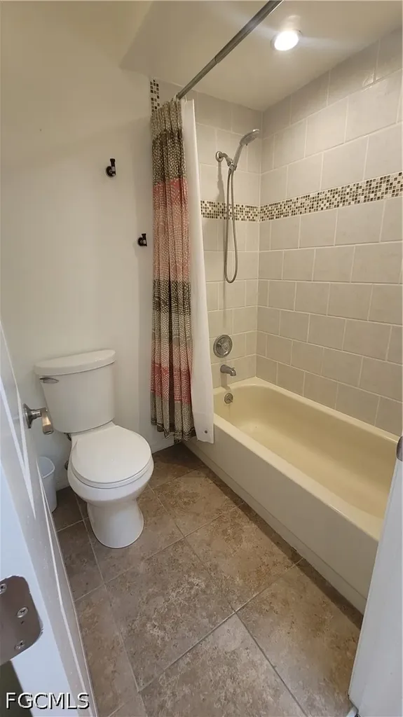 13502 Siesta Pines Court Fort Myers FL 33908