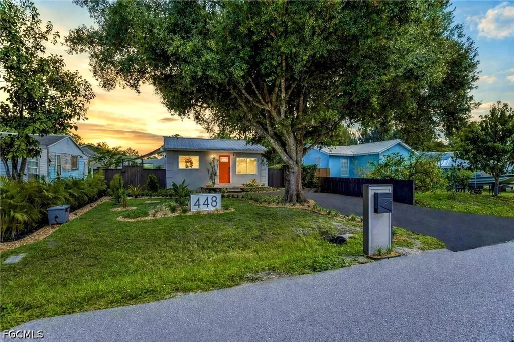 448 Santa Cruz Street North Fort Myers FL 33903
