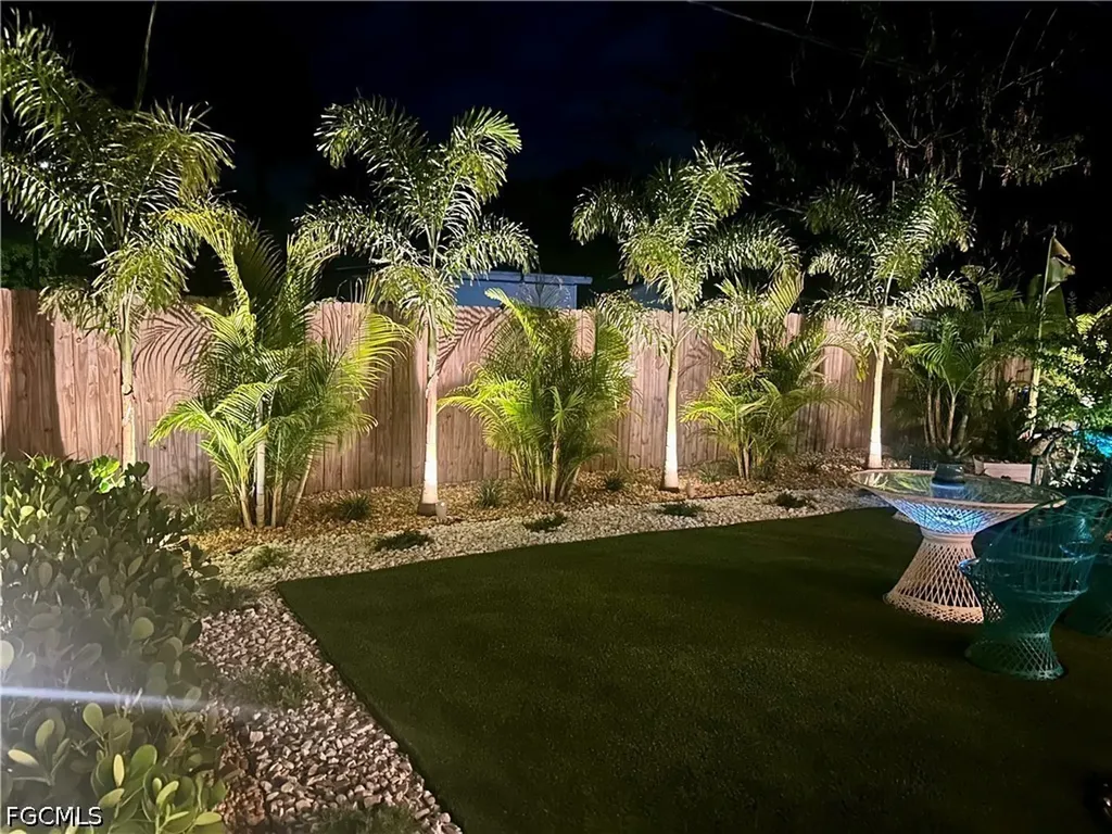 448 Santa Cruz Street North Fort Myers FL 33903