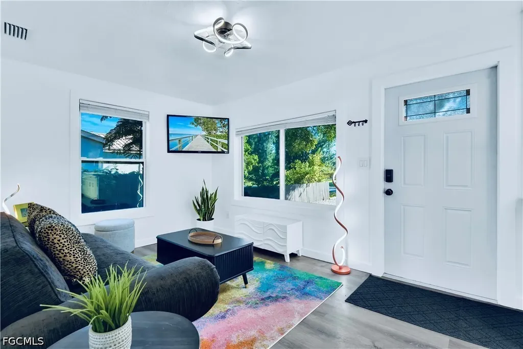 448 Santa Cruz Street North Fort Myers FL 33903