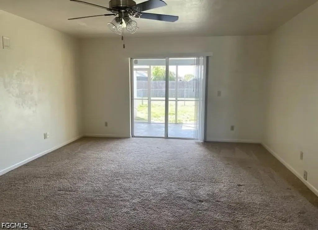 1406 SE 23rd Terrace Cape Coral FL 33990