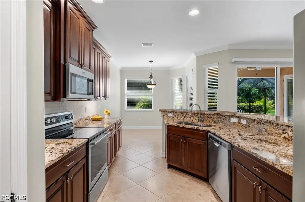 12910 Seaside Key Court North Fort Myers FL 33903
