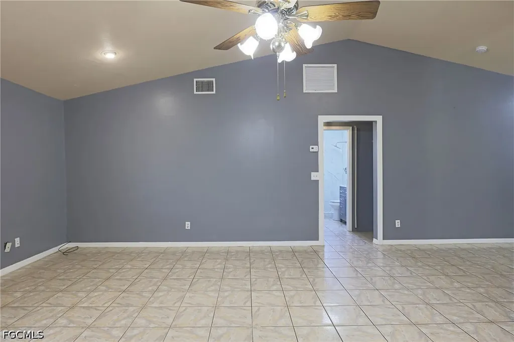 3818 SW 7th Place Cape Coral FL 33914