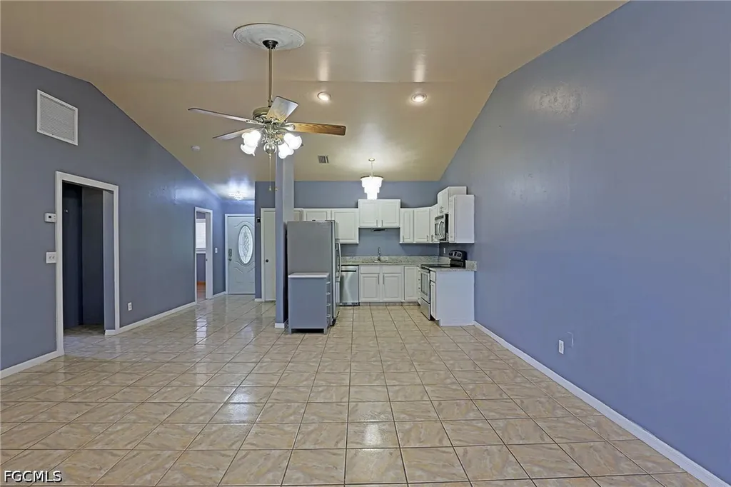 3818 SW 7th Place Cape Coral FL 33914