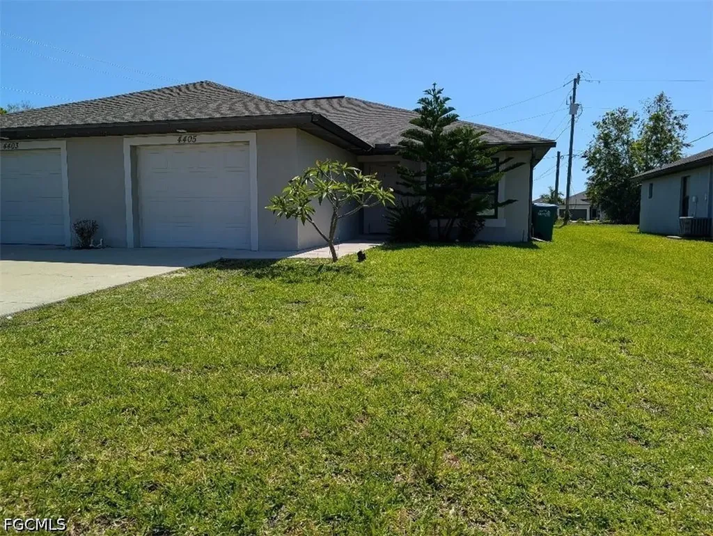 4405 SW 8th Court Cape Coral FL 33914