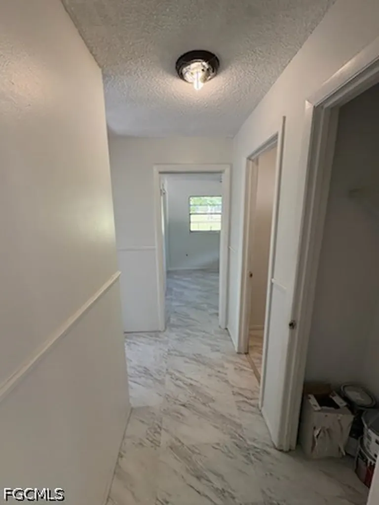 2558 N County 470 Lake Panasoffkee FL 33538