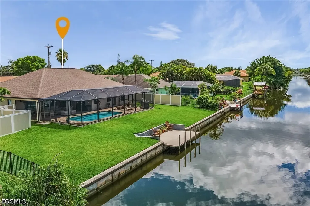 1702 SE 1st Terrace Cape Coral FL 33990