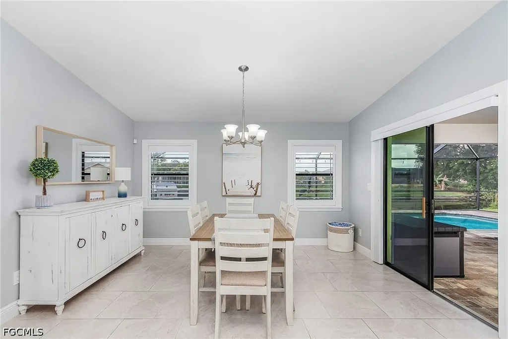 1702 SE 1st Terrace Cape Coral FL 33990