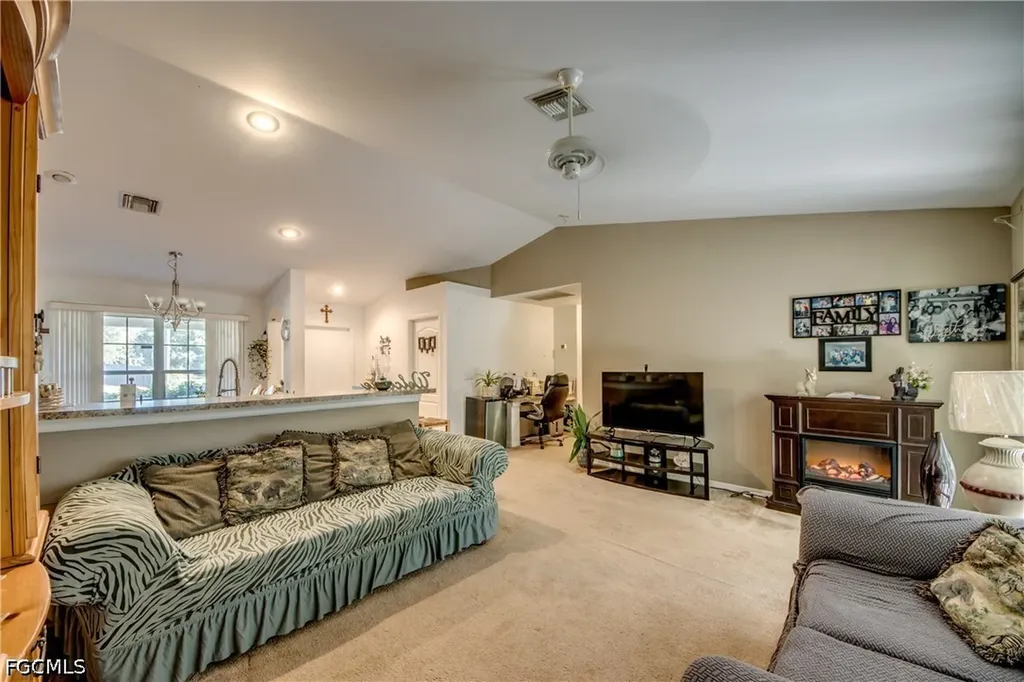 2807 51st Street W Lehigh Acres FL 33971
