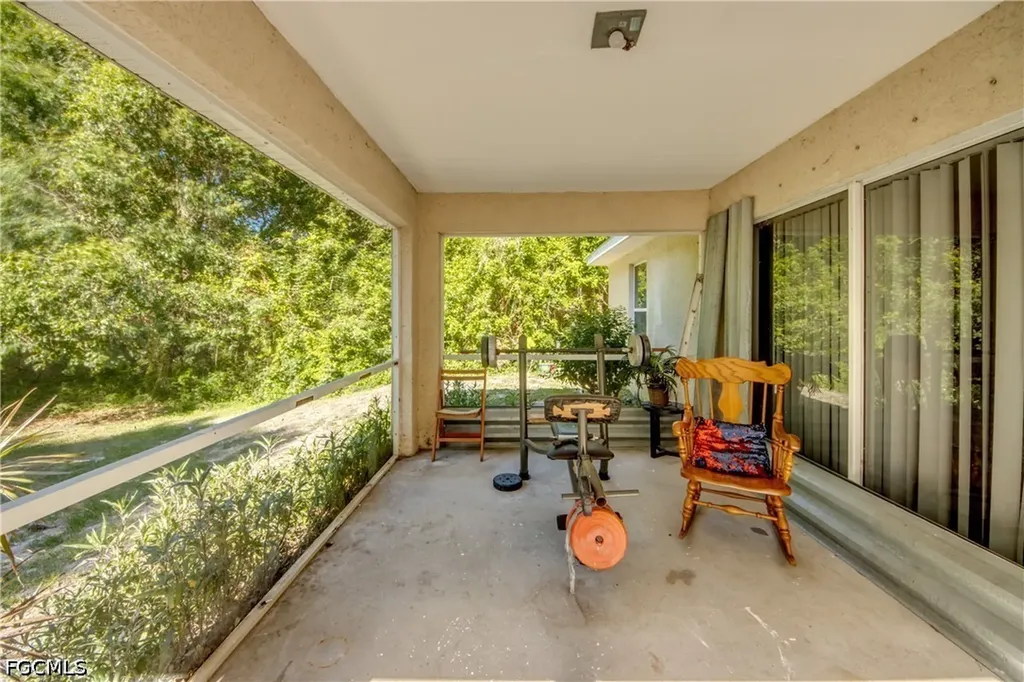 2807 51st Street W Lehigh Acres FL 33971