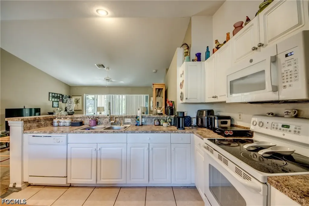 2807 51st Street W Lehigh Acres FL 33971