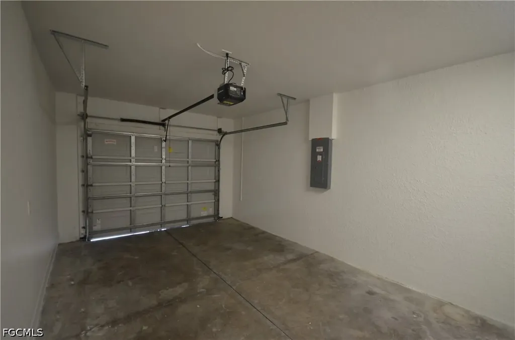 3303 Armstrong Court Fort Myers FL 33916