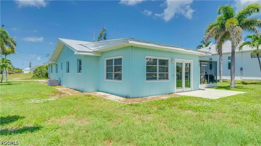 2708 Mangrove Street St. James City FL 33956