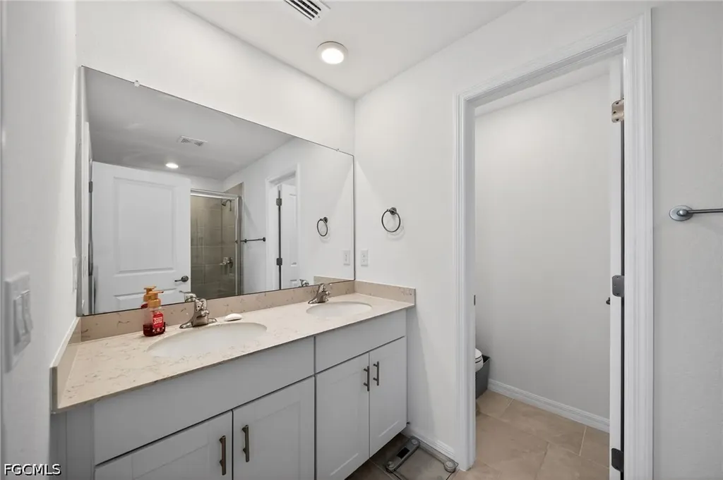 14275 Oviedo Place Fort Myers FL 33905