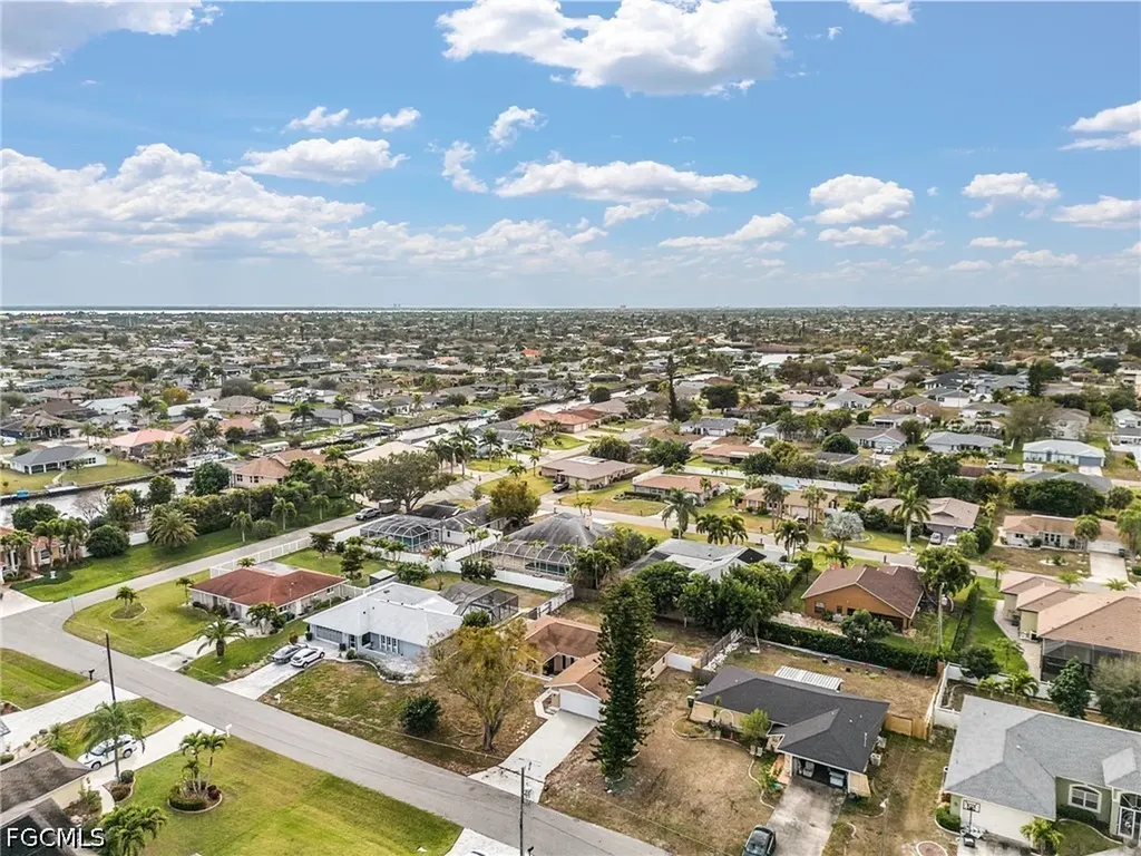 920 SE 21st Street Cape Coral FL 33990