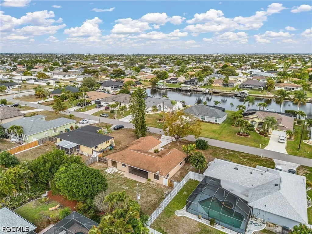 920 SE 21st Street Cape Coral FL 33990