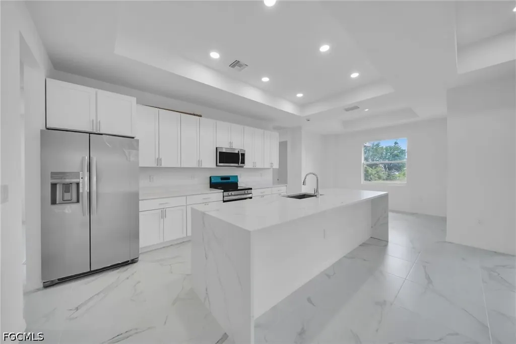 2515 Sunniland Boulevard Lehigh Acres FL 33971